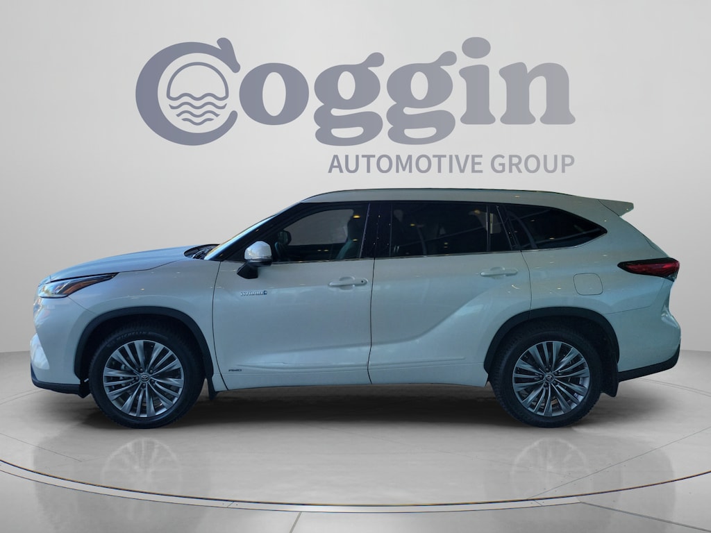 Used 2021 Toyota Highlander Platinum Hybrid Platinum AWD