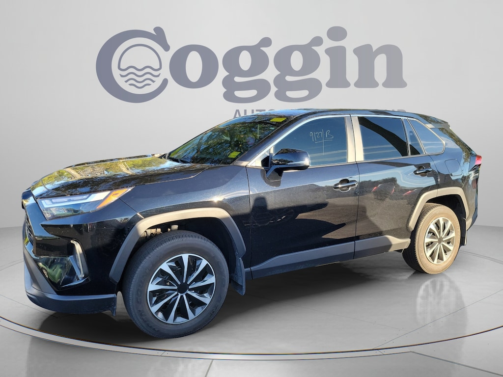 Used 2025 Toyota RAV4 LE SUV