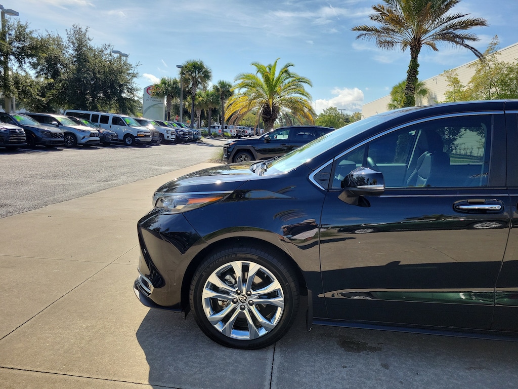 Certified 2024 Toyota Sienna Platinum 7 Passenger Van Passenger Van