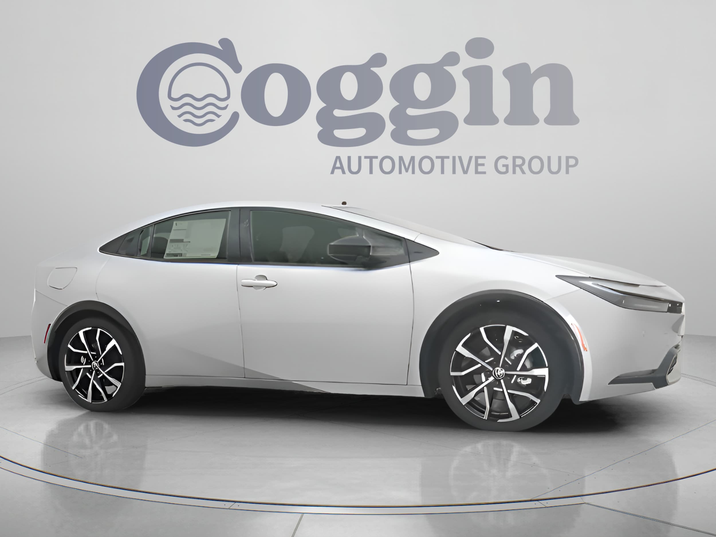 2026 Toyota Prius Plug-in Hybrid XSE - Photo 26