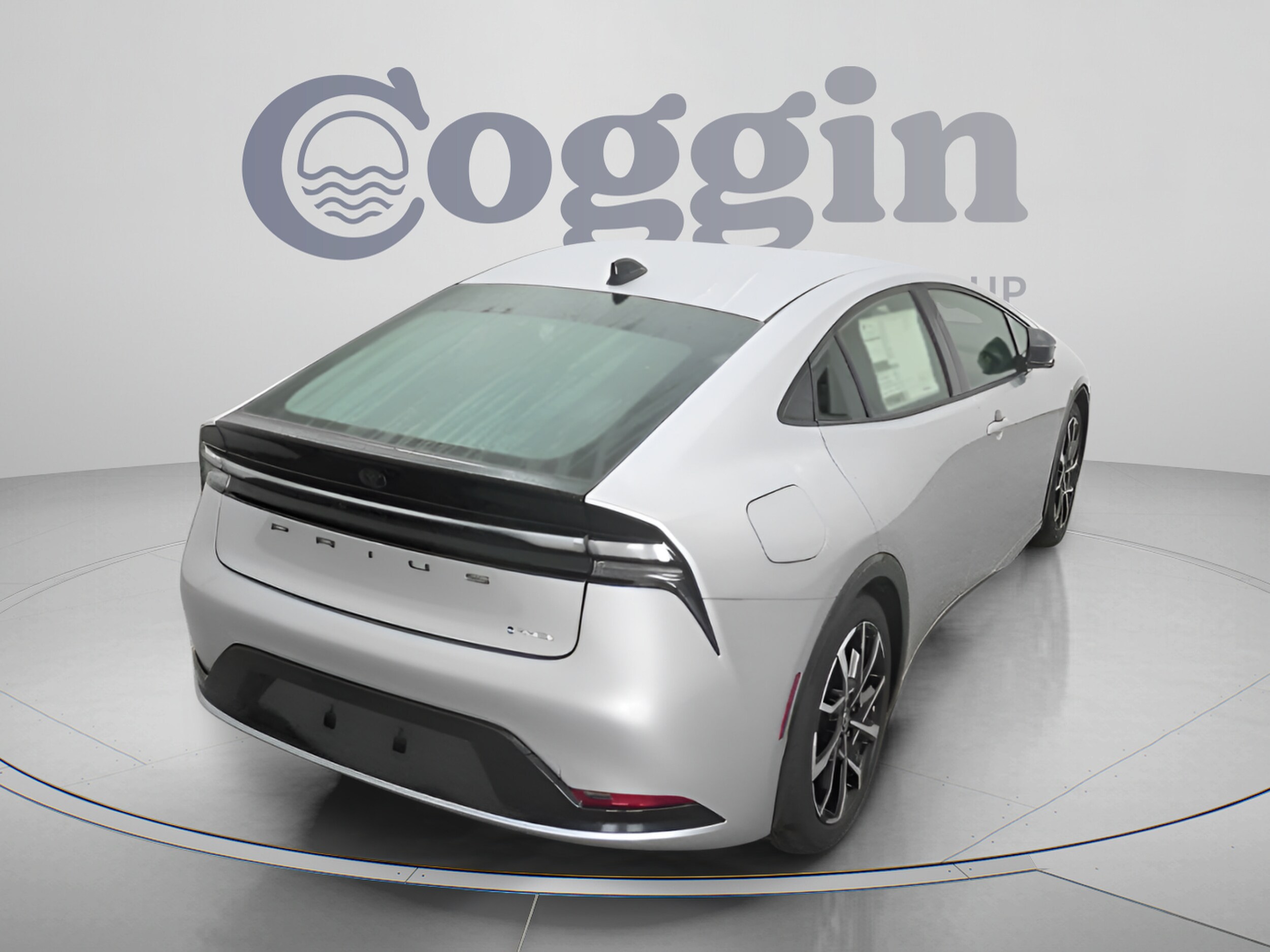 2026 Toyota Prius Plug-in Hybrid XSE - Photo 17