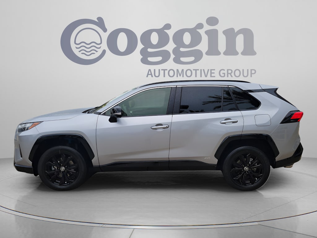 Used 2024 Toyota RAV4 Hybrid SE SUV