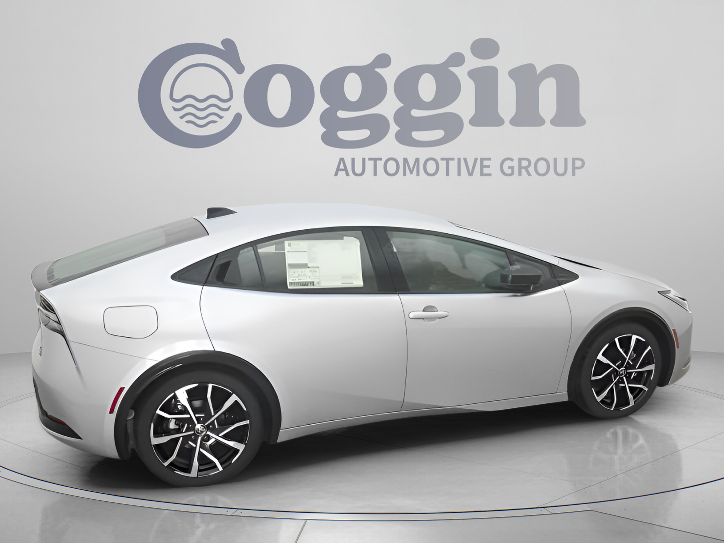 2026 Toyota Prius Plug-in Hybrid XSE - Photo 36