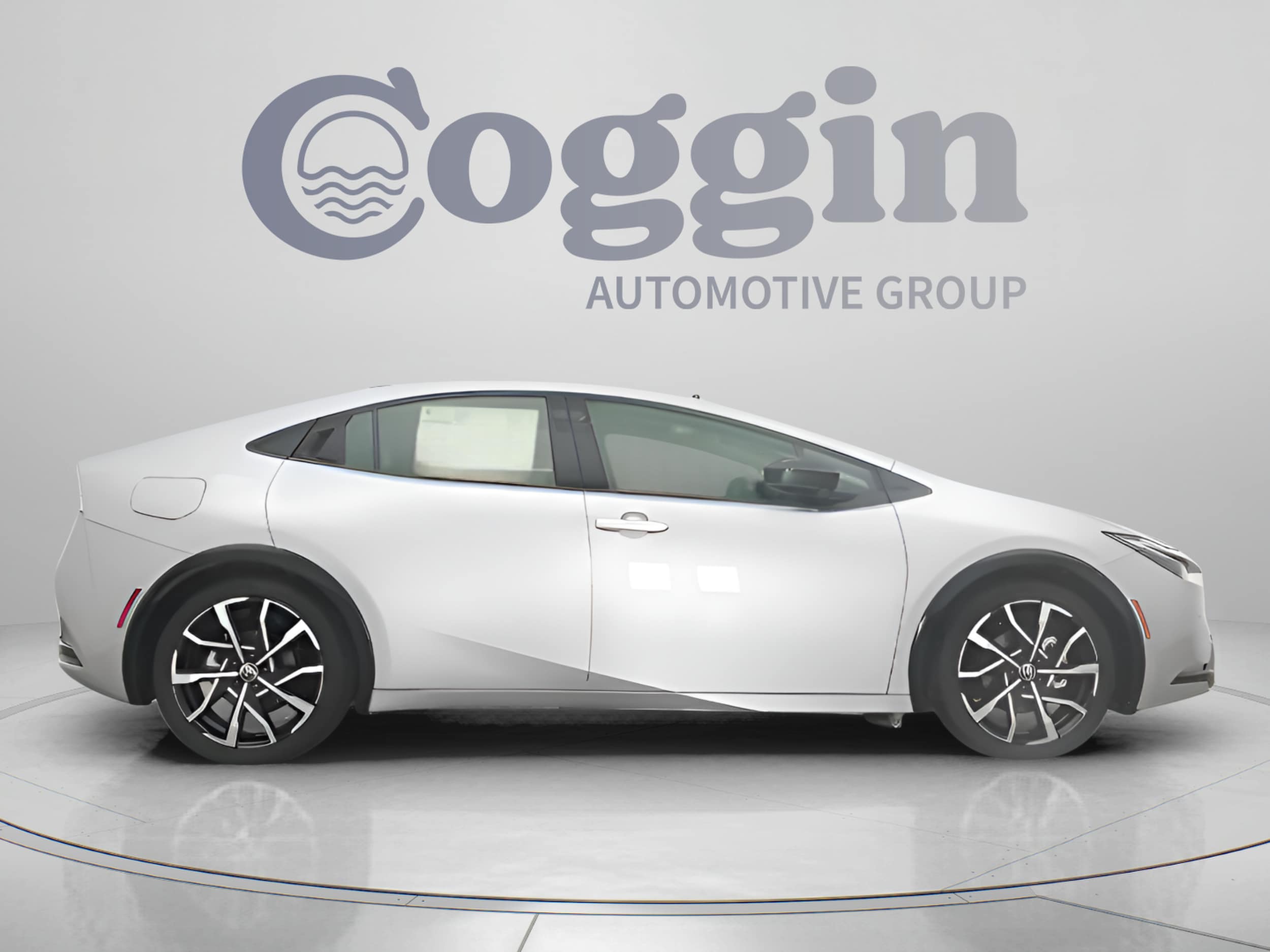 2026 Toyota Prius Plug-in Hybrid XSE - Photo 23
