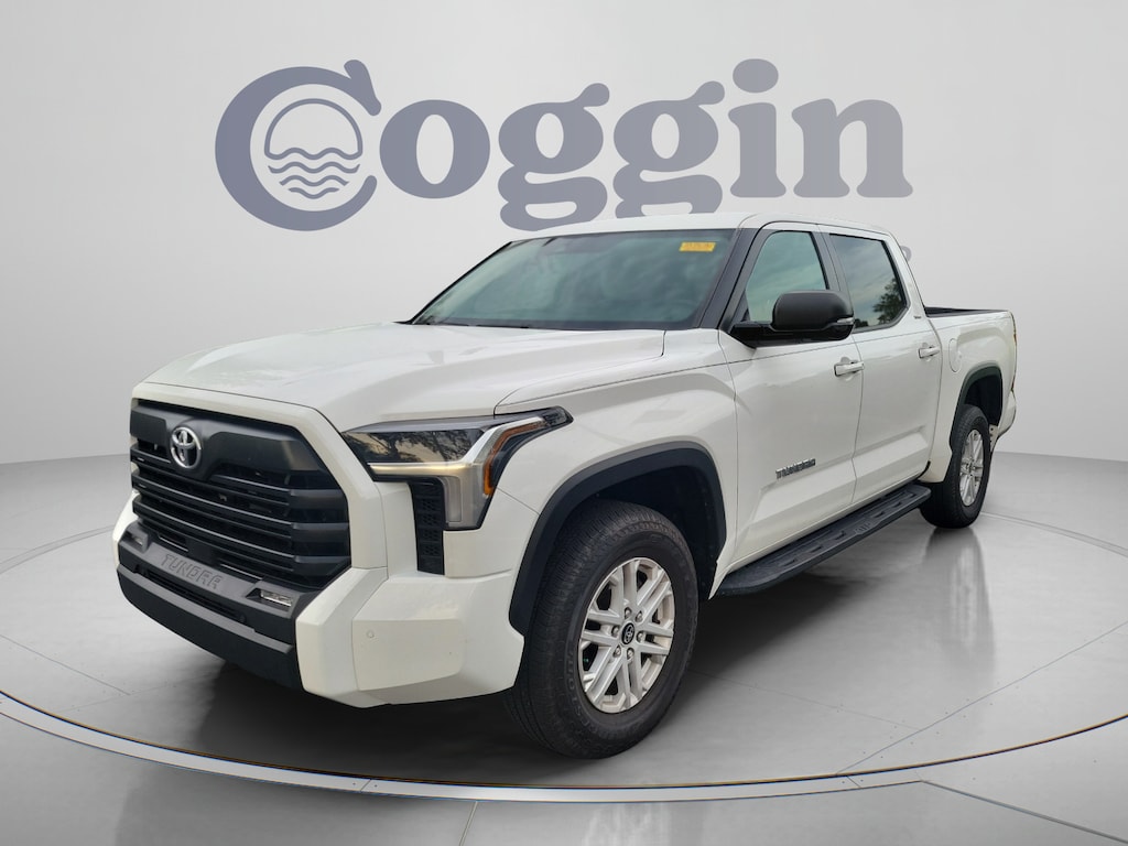 Used 2024 Toyota Tundra 4WD SR5 SR5 CrewMax 5.5 Bed