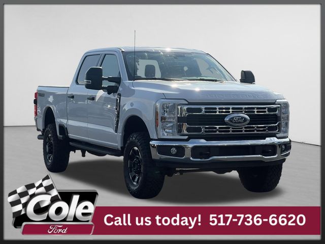 2025 Ford F-350SD XLT Truck