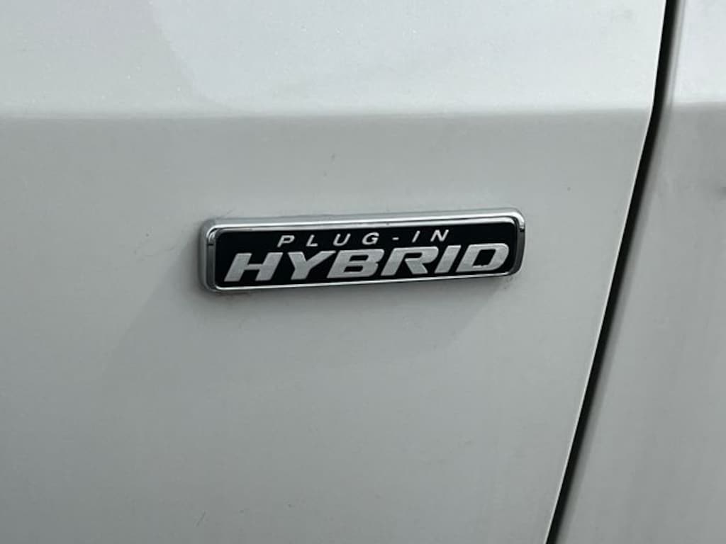 New 2024 Ford Escape Base SUV
