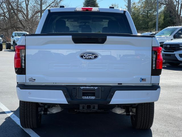2025 Ford F-150 Lightning Flash - Photo 46