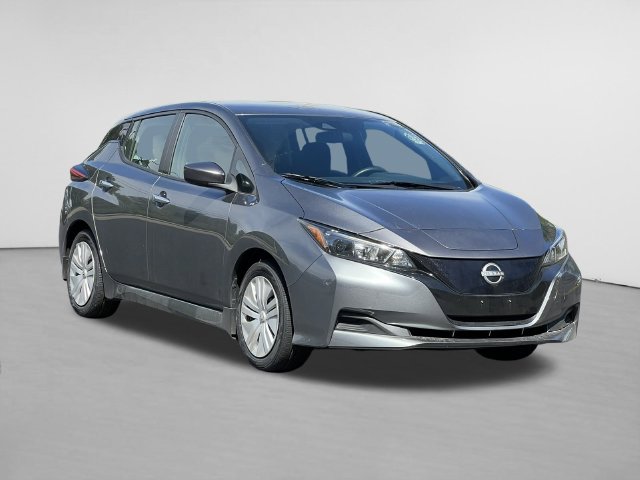 2025 Nissan LEAF