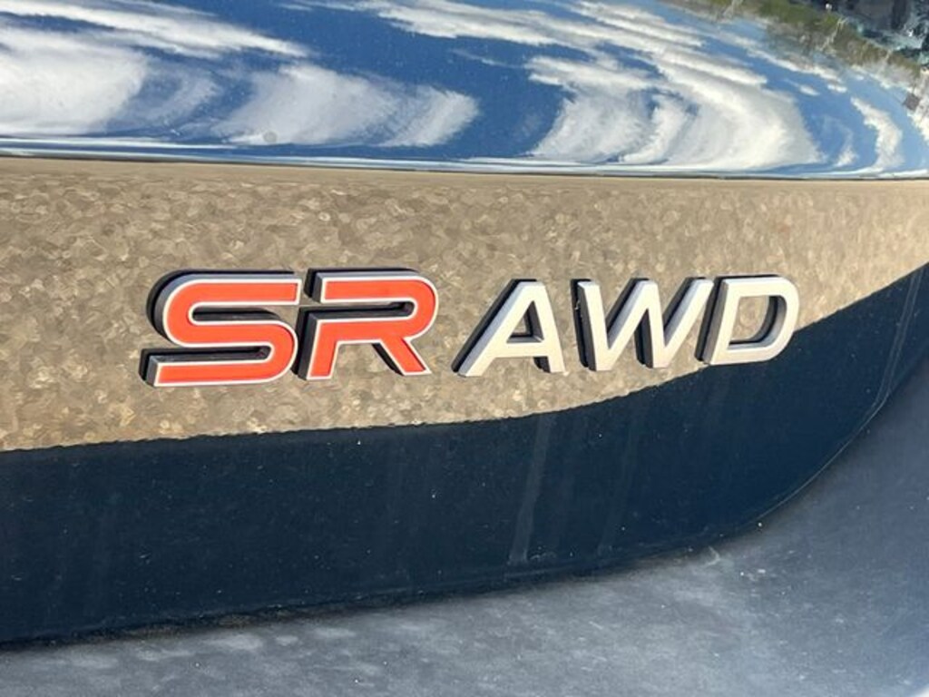 Used 2026 Nissan Kicks SR SUV