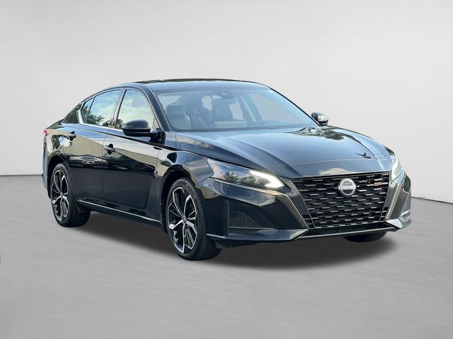 2024 Nissan Altima SR