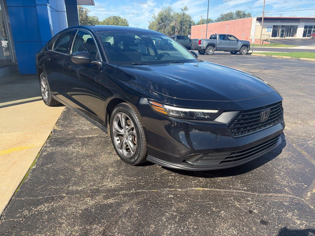 Used 2023 Honda Accord Sedan EX