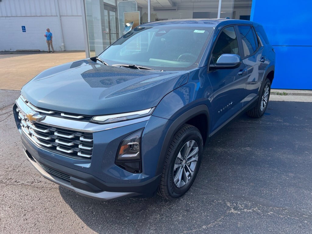 New 2027 Chevrolet Equinox LT SUV