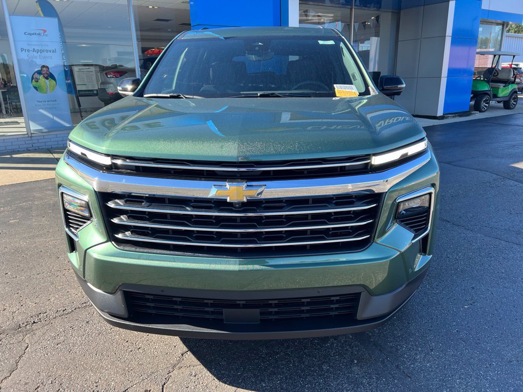 New 2027 Chevrolet Traverse LT SUV
