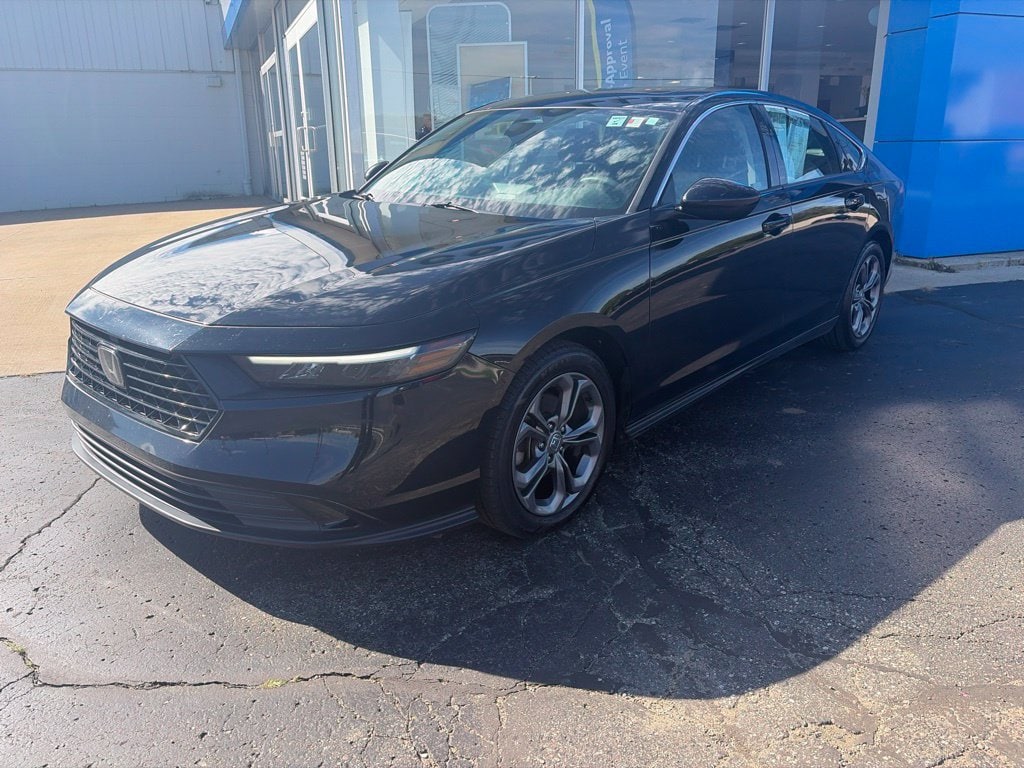 Used 2023 Honda Accord Sedan EX