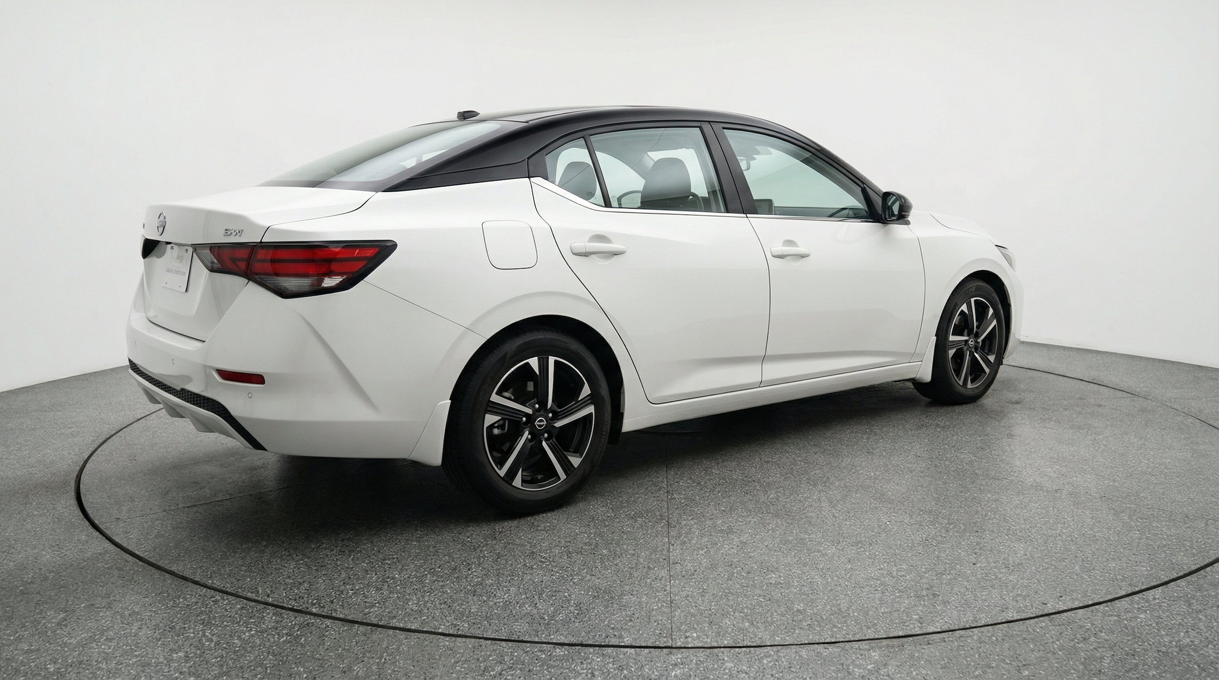 Thumbnail: 2025 Nissan Sentra - 9