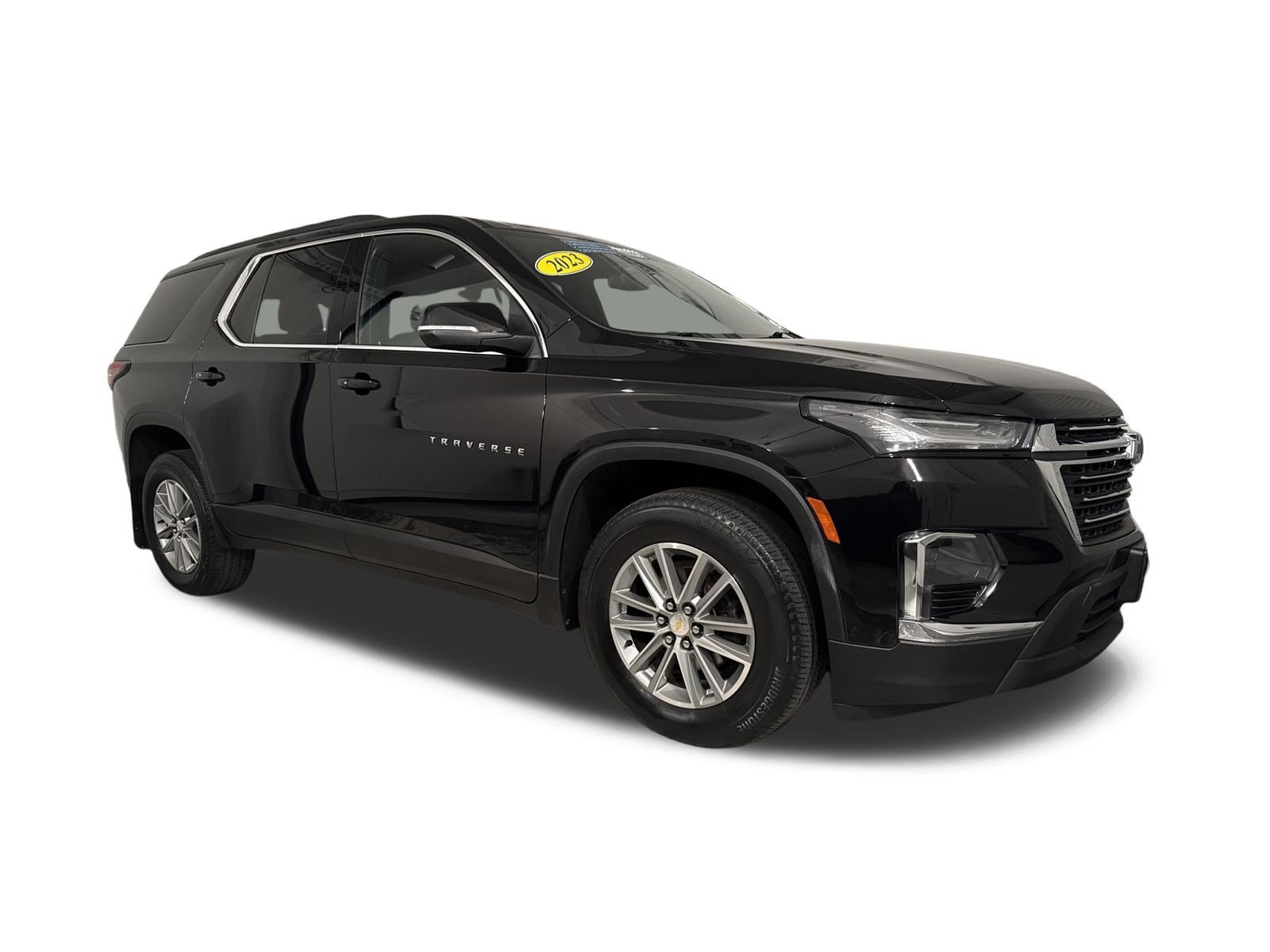 2023 Chevrolet Traverse LT Cloth SUV