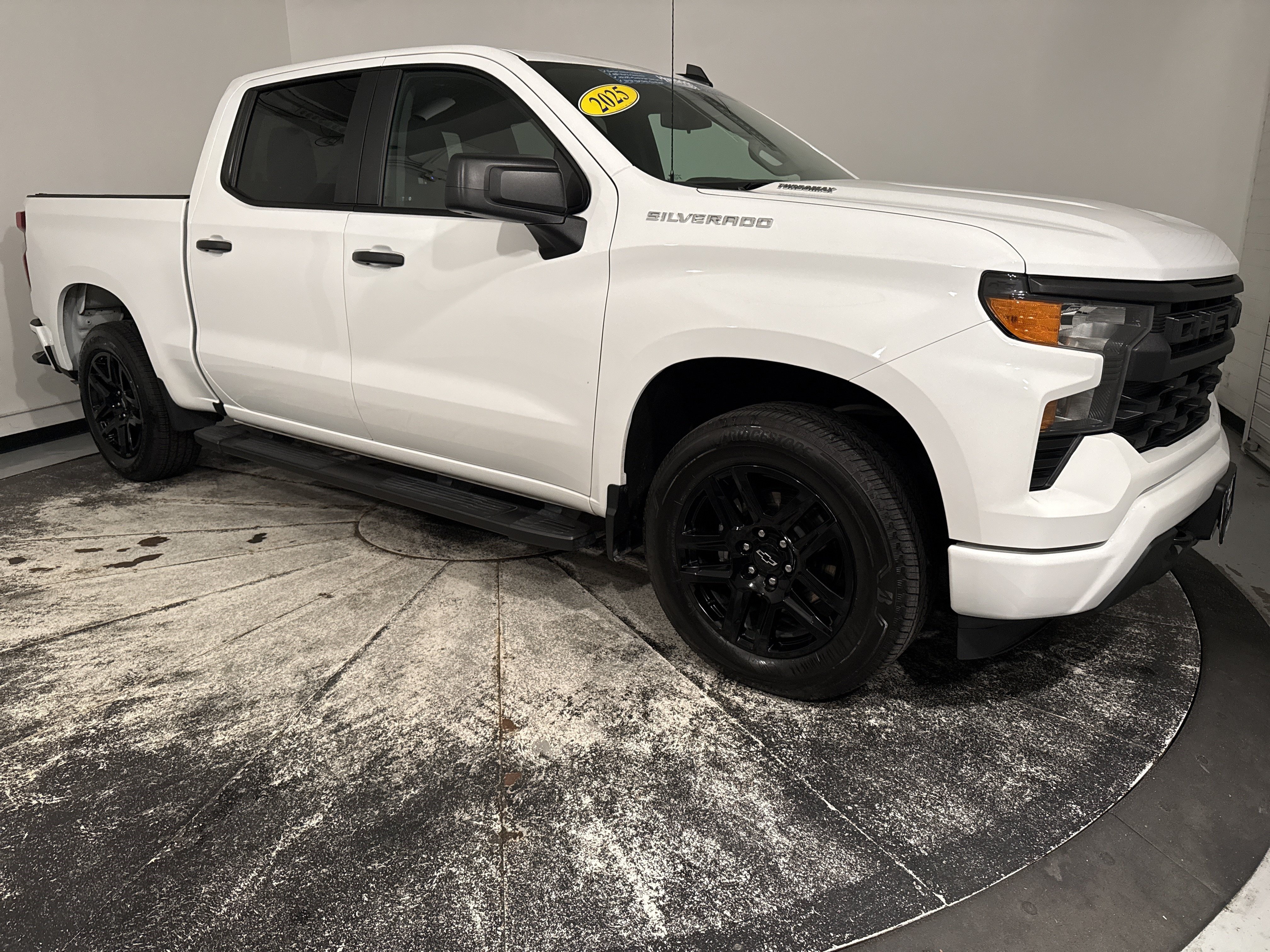 Used 2025 Chevrolet Silverado 1500 Custom Pickup