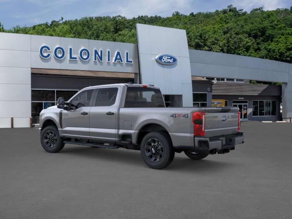 New 2026 Ford F-250 XL Truck Crew Cab