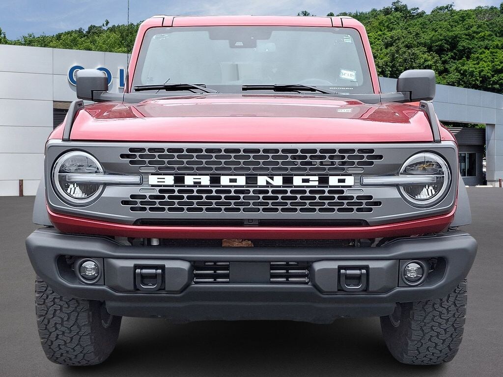 Certified 2025 Ford Bronco Badlands SUV