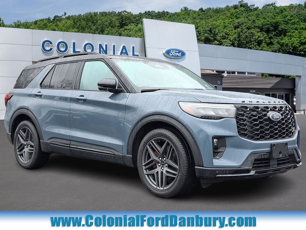 Used 2025 Ford Explorer ST SUV