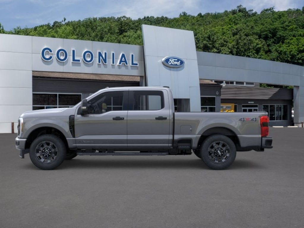 New 2026 Ford F-250 XL Truck Crew Cab