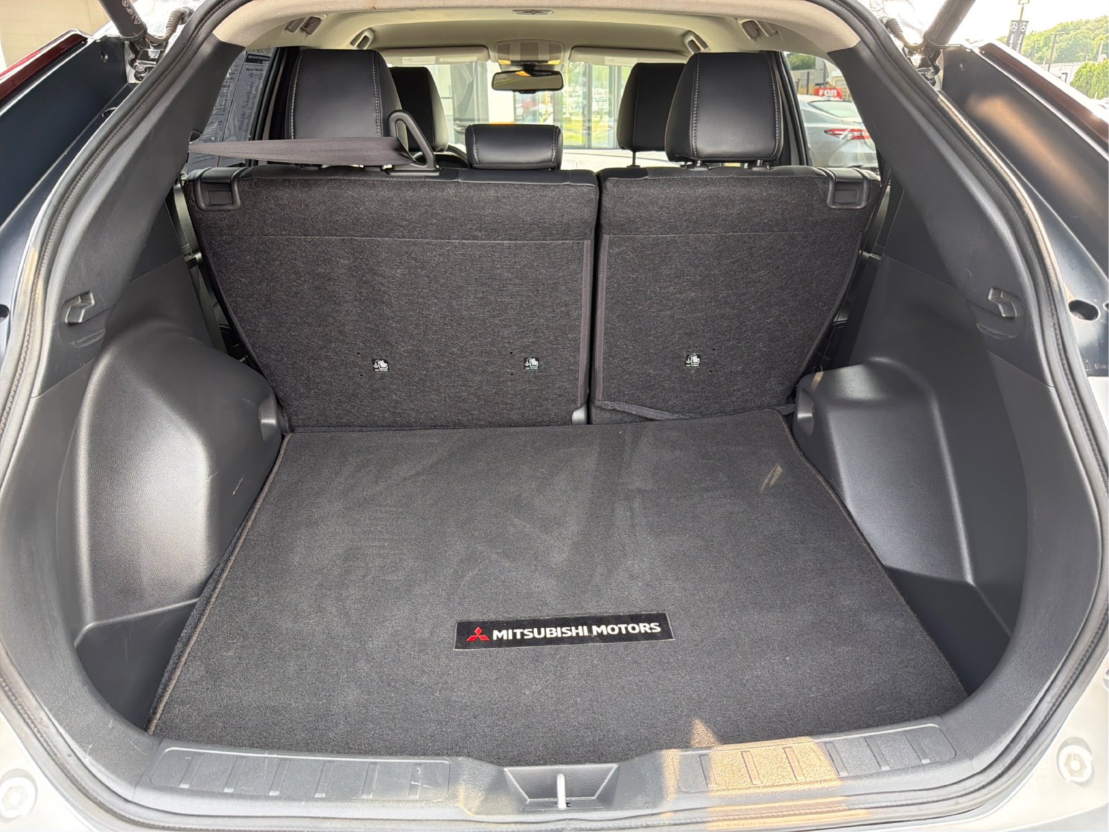 2025 Mitsubishi Eclipse Cross SE - Photo 12
