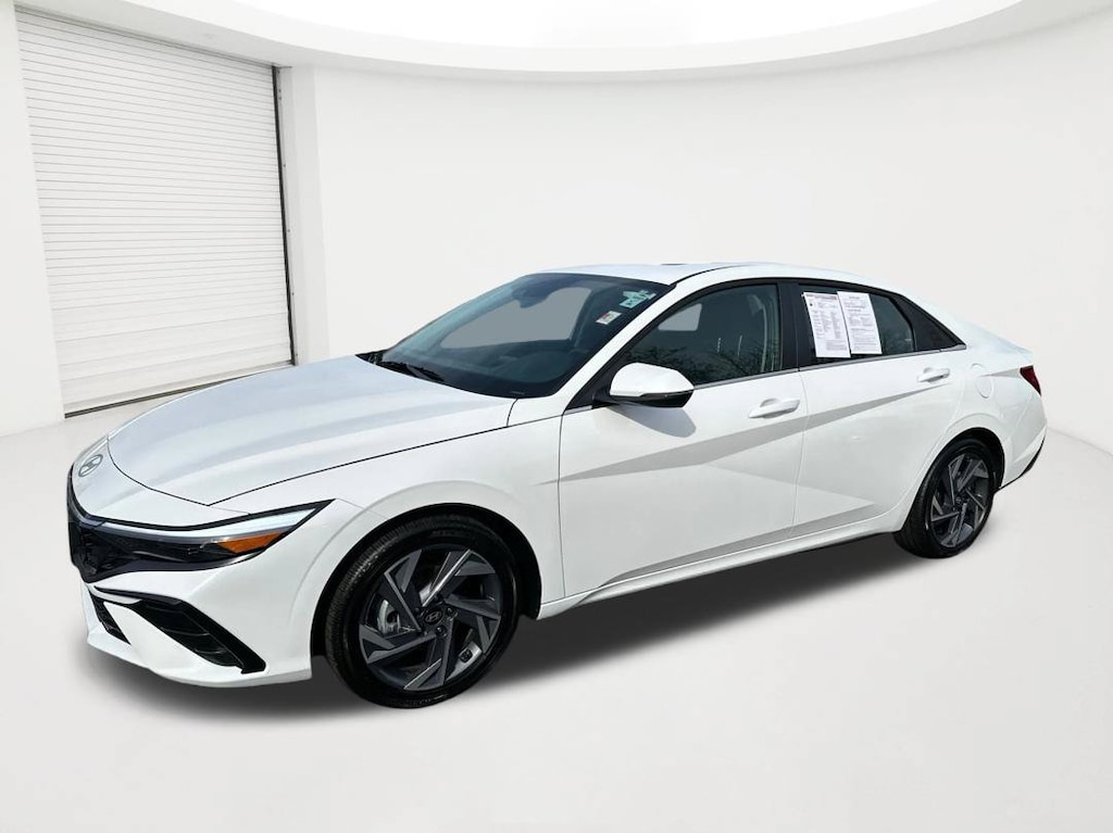 Certified 2025 Hyundai Elantra Hybrid Limited Sedan