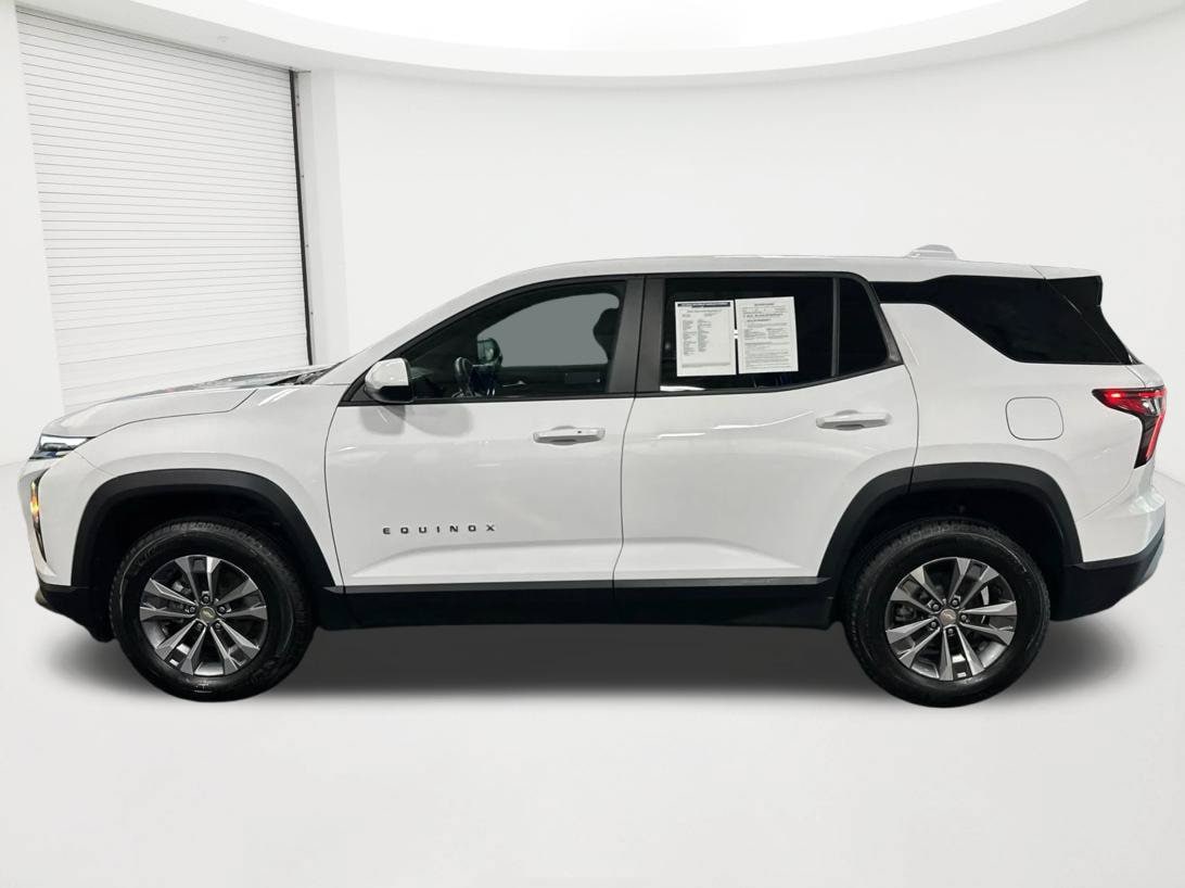 2026 Chevrolet Equinox LT - Photo 8