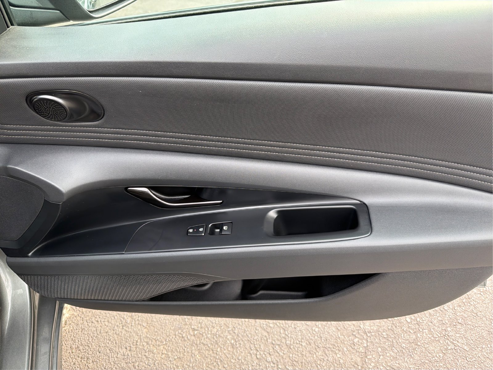 2025 Hyundai Elantra SEL - Photo 20