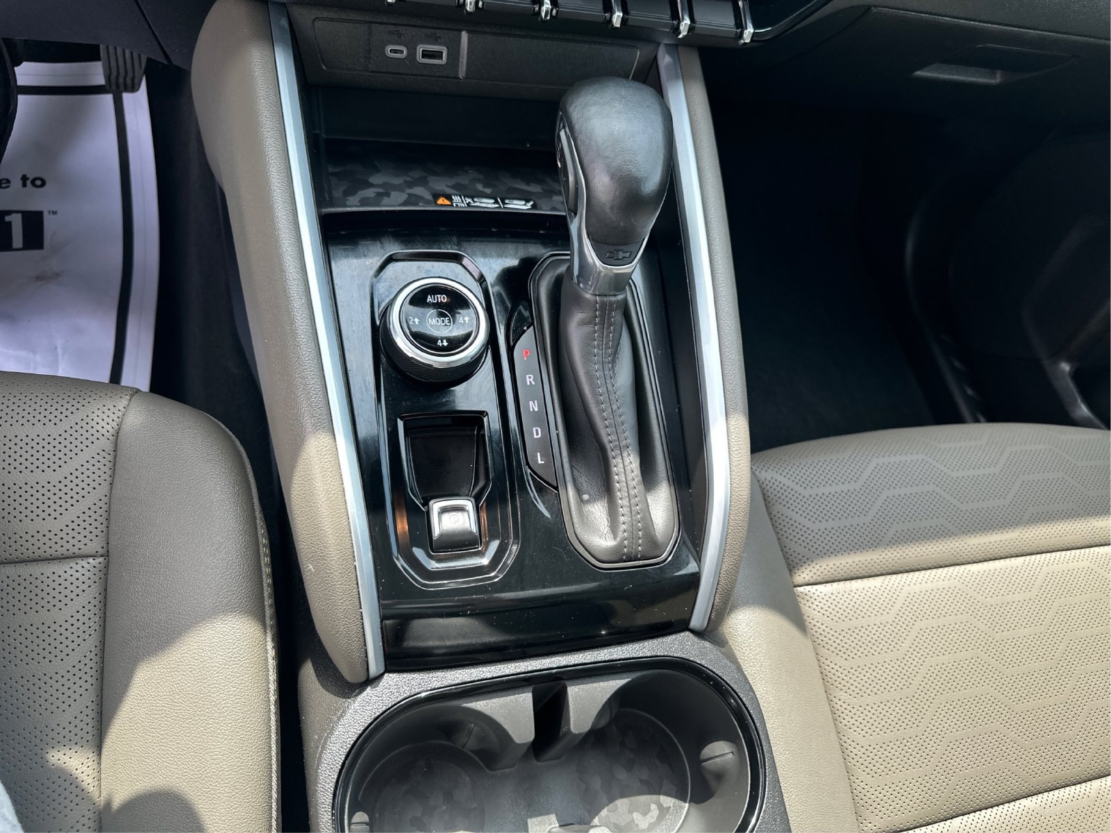2023 Chevrolet Colorado ZR2 - Photo 17