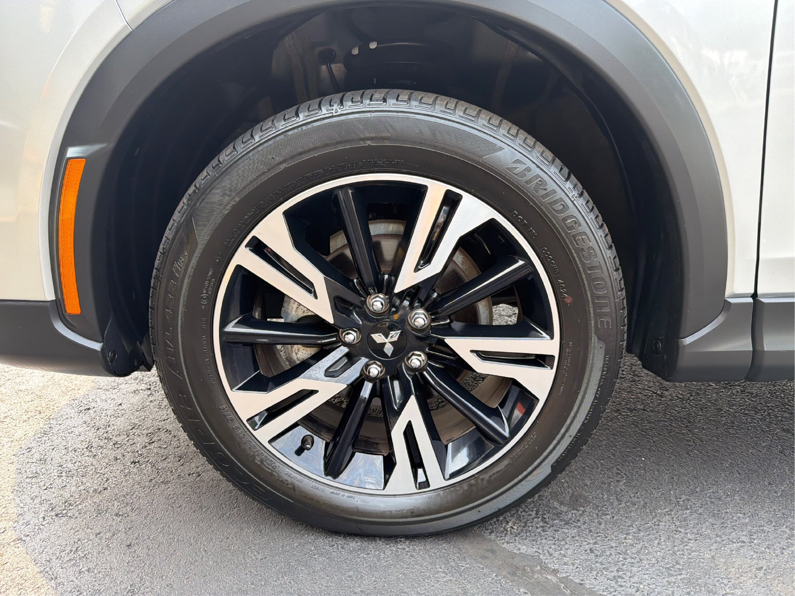 2025 Mitsubishi Eclipse Cross SE - Photo 24