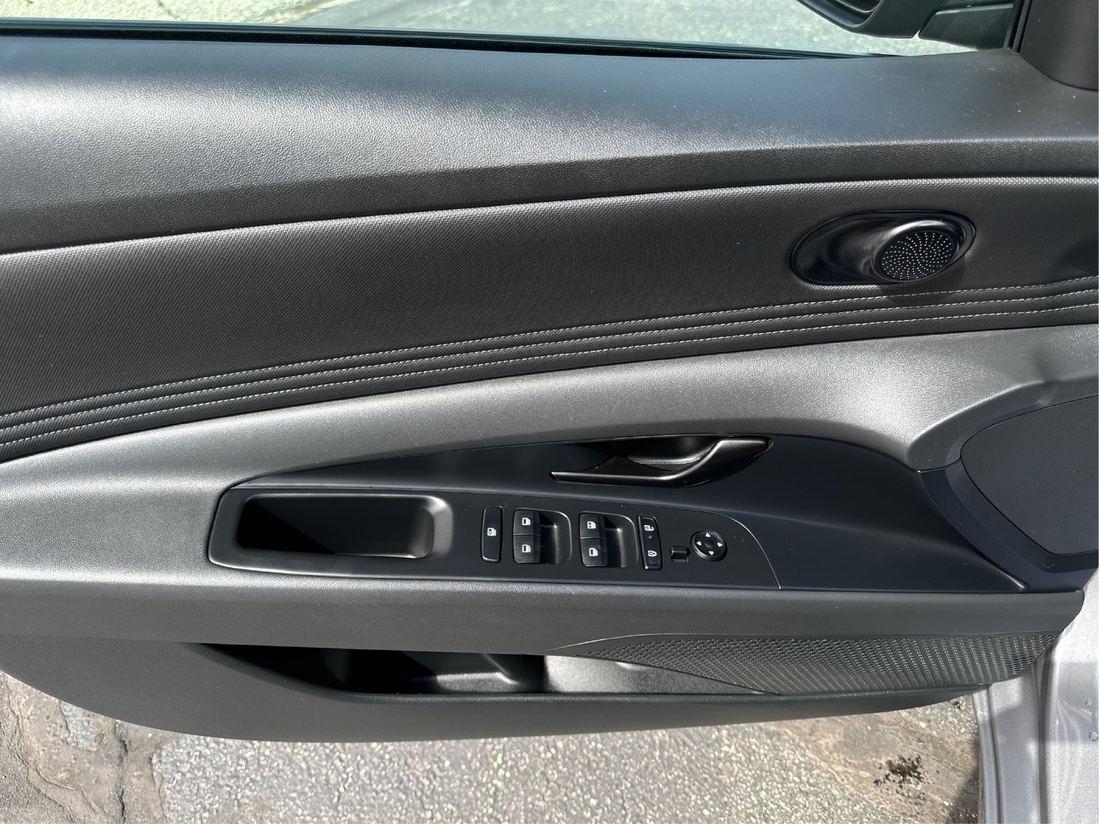 2025 Hyundai Elantra Blue - Photo 20