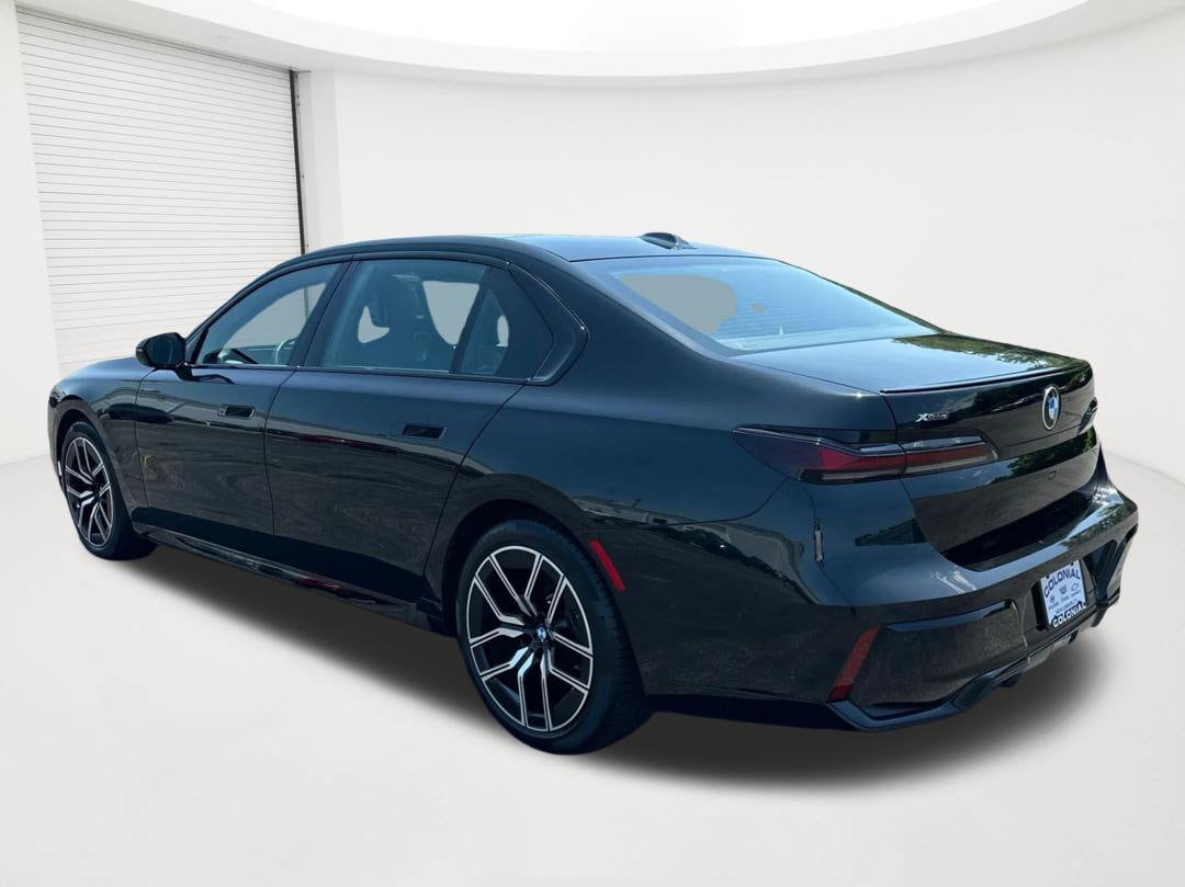 2026 BMW 7 Series 740i - Photo 6