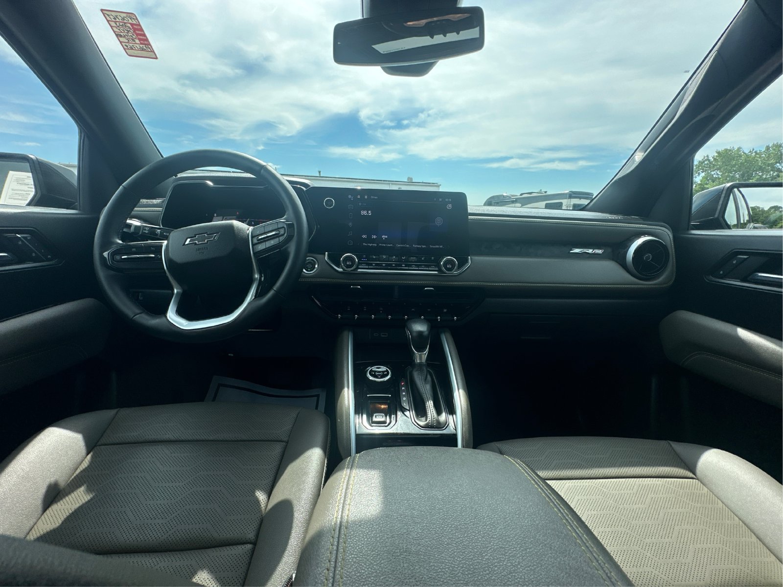 2023 Chevrolet Colorado ZR2 - Photo 27