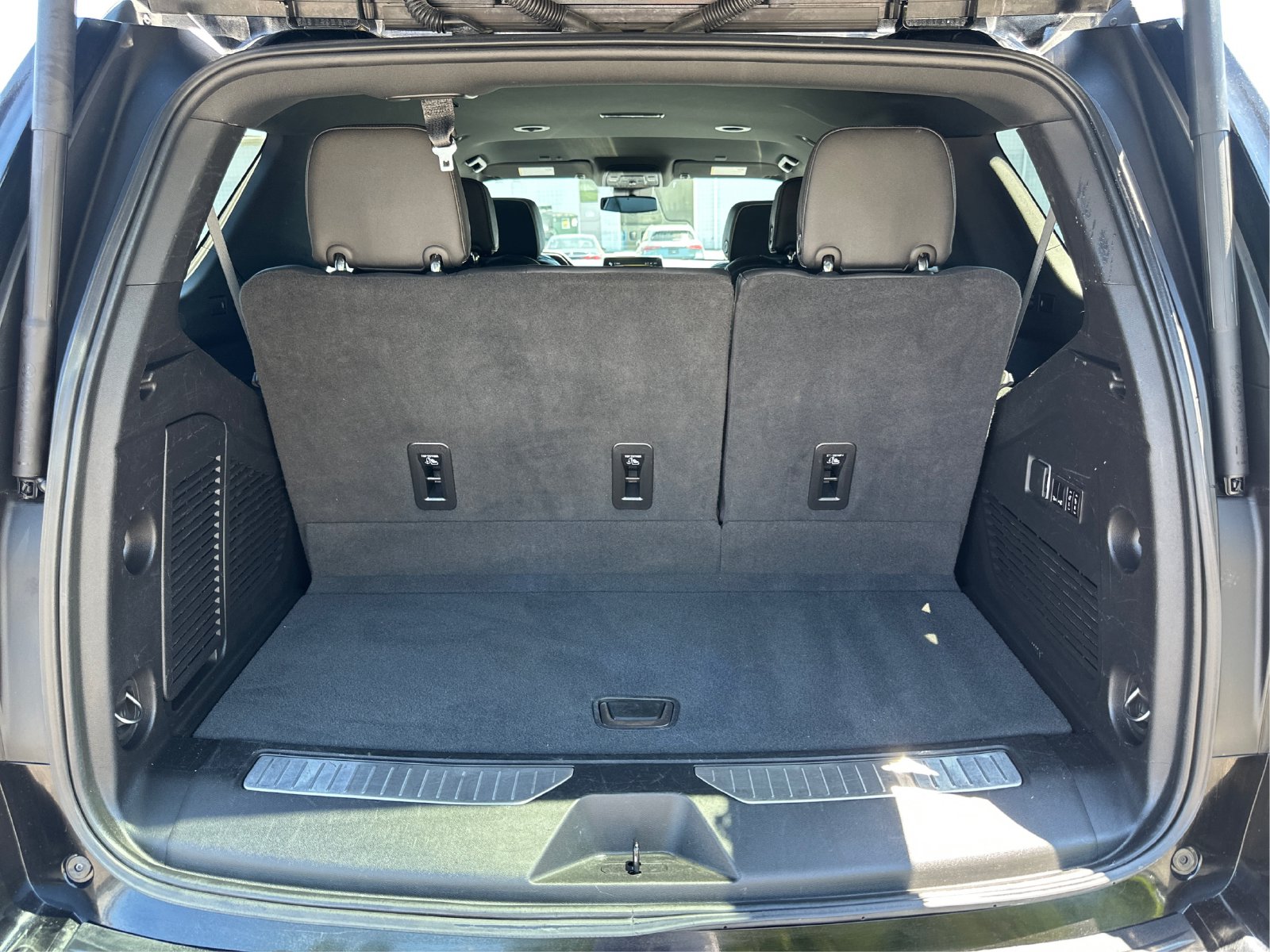 2024 Chevrolet Tahoe Premier - Photo 12