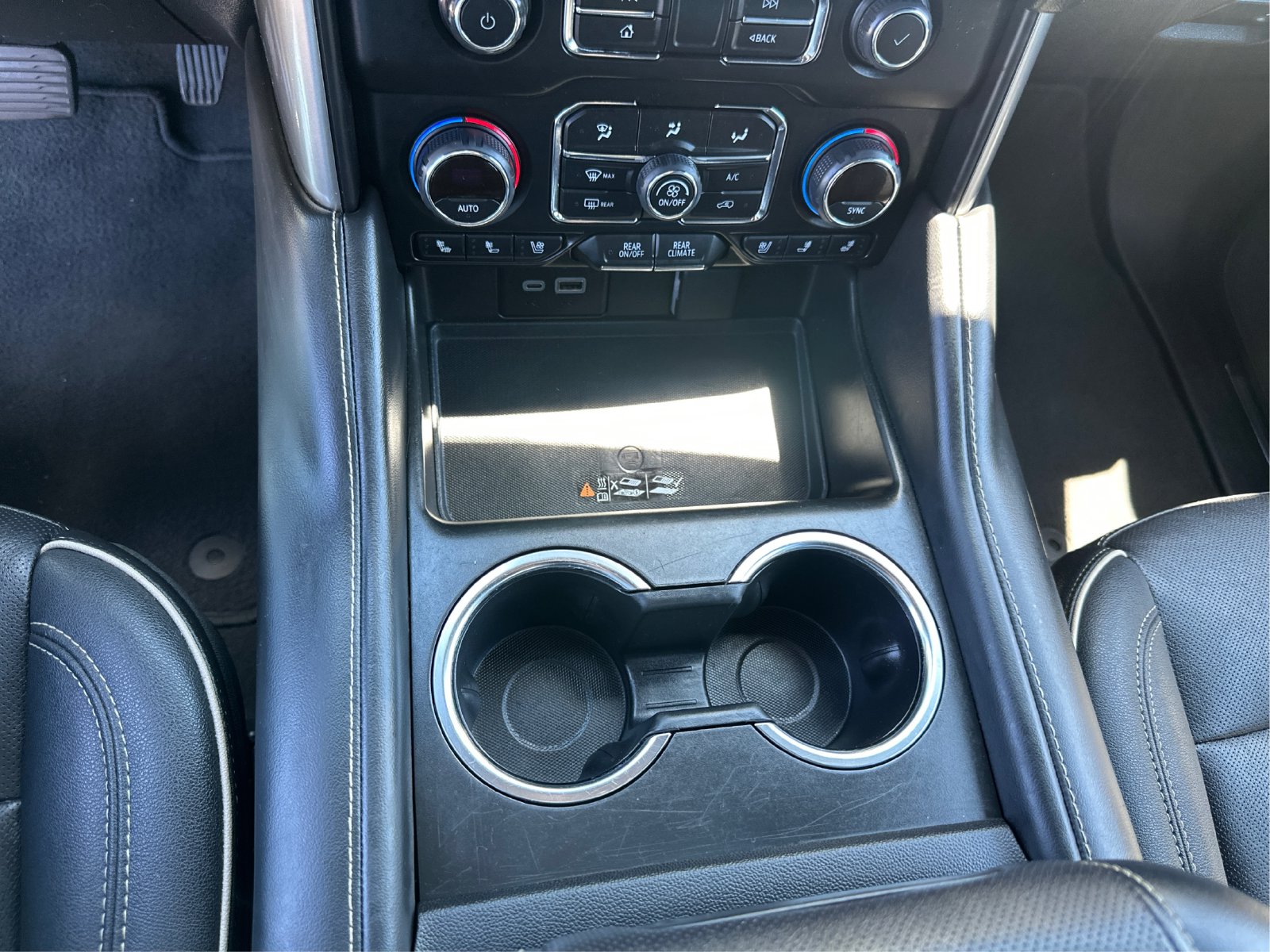 2024 Chevrolet Tahoe Premier - Photo 16