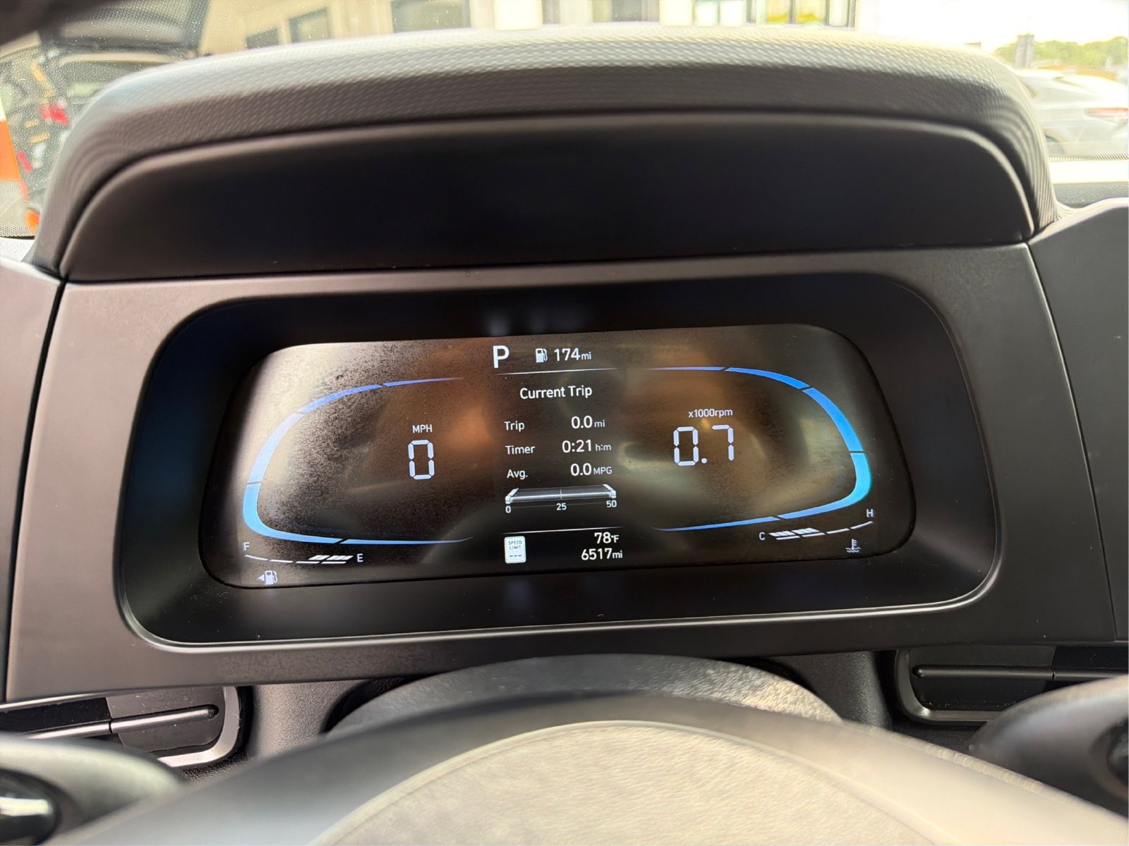 2025 Hyundai Elantra SEL - Photo 16
