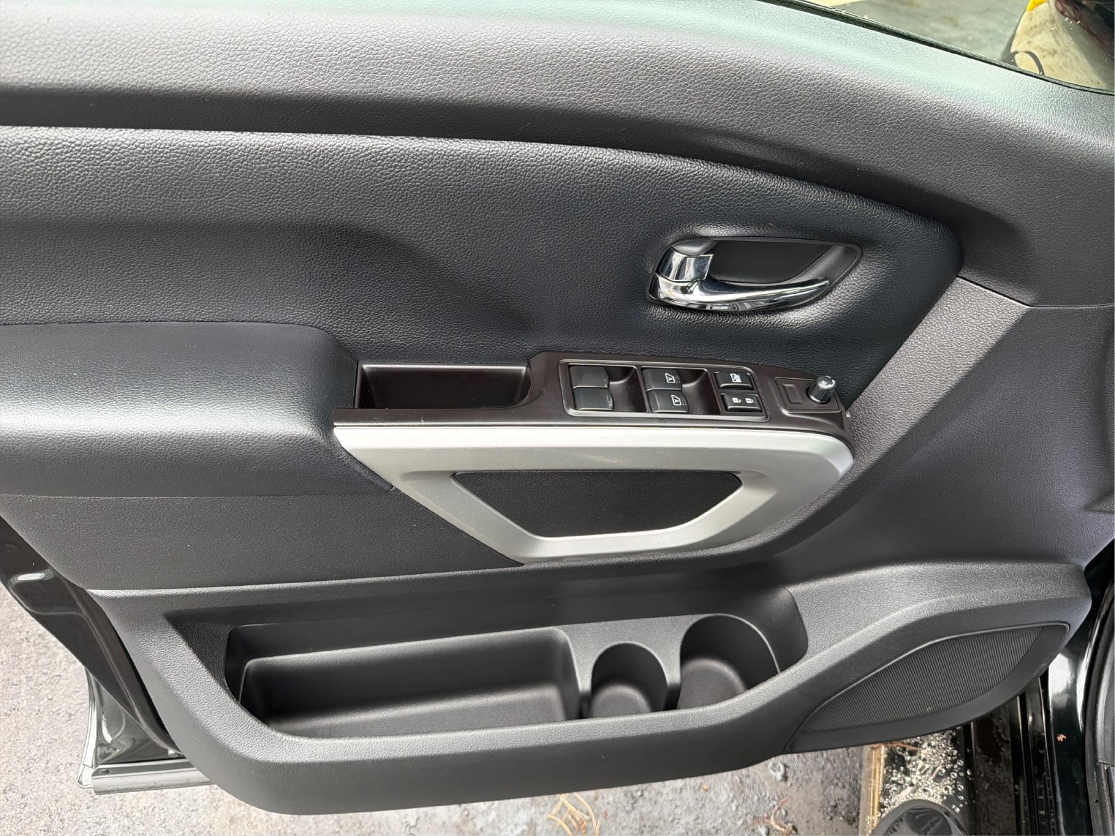 2019 Nissan Titan SV - Photo 20