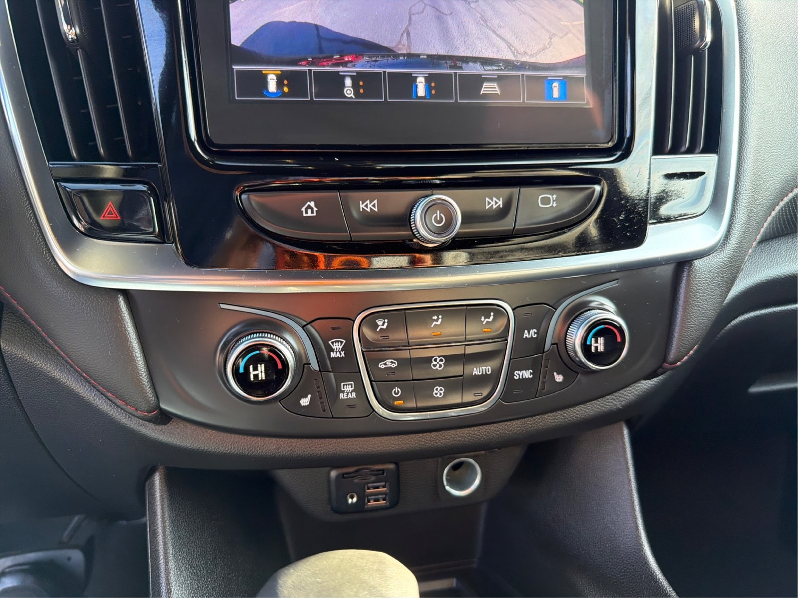 2023 Chevrolet Traverse RS - Photo 27