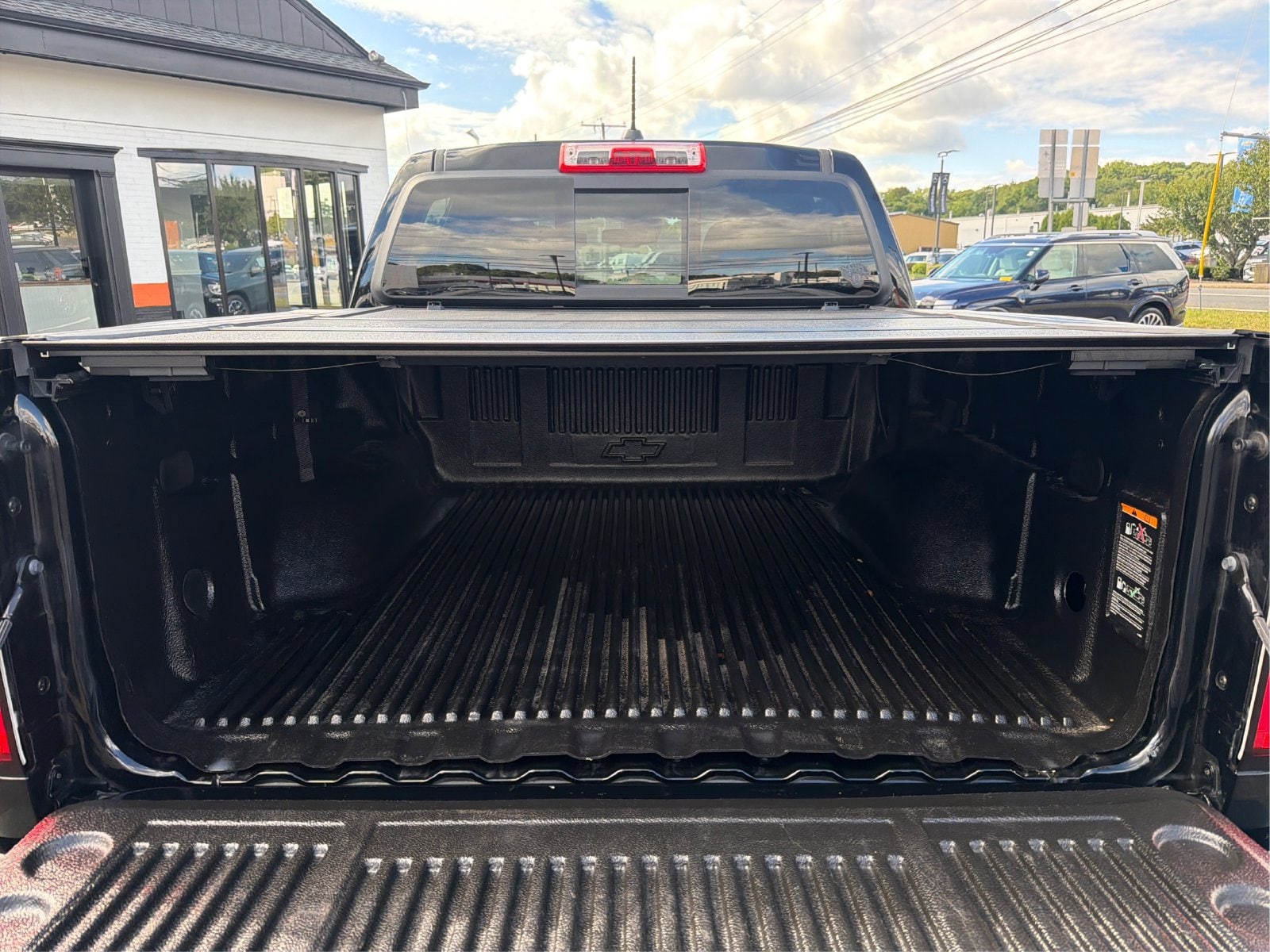 2022 Chevrolet Colorado Z71 - Photo 12