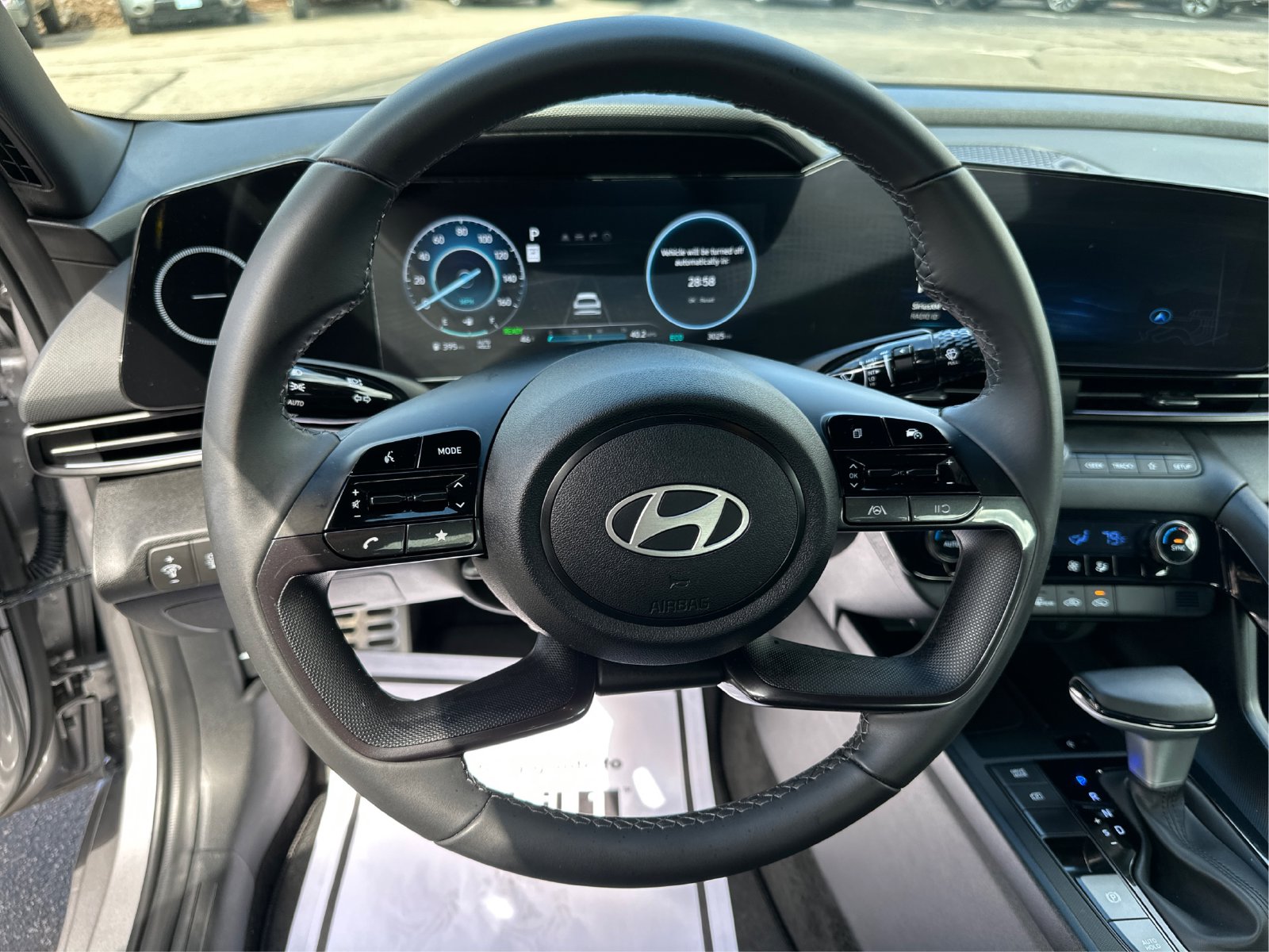 2025 Hyundai Elantra Blue - Photo 18