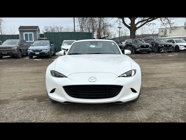 2025 Mazda MX-5 Miata RF Grand Touring - Photo 2