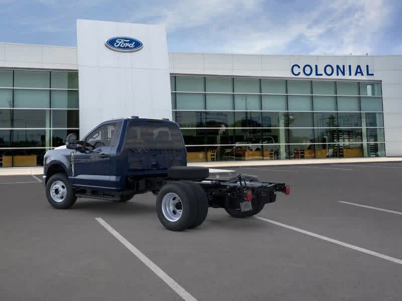 New 2025 Ford Super Duty F-350 DRW Truck Regular Cab