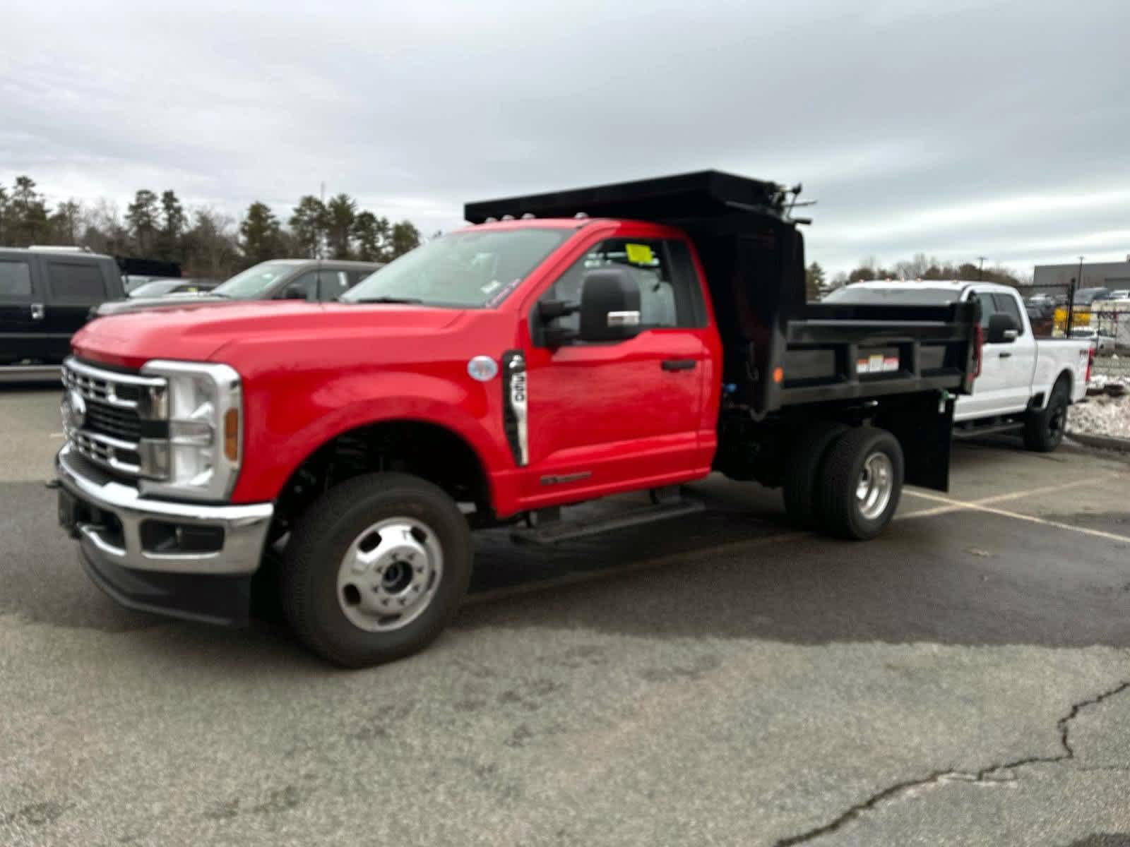 2026 Ford F-350 Super Duty Chassis Cab