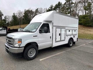 2027 Ford E-350 Cutaway Truck