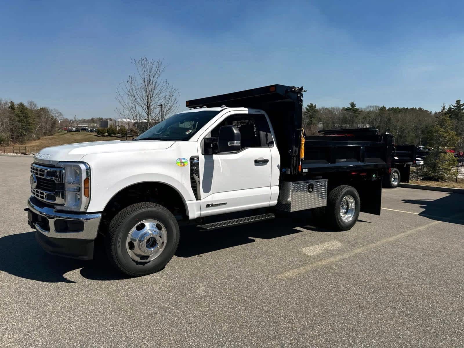 2026 Ford F-350 Super Duty Chassis Cab
