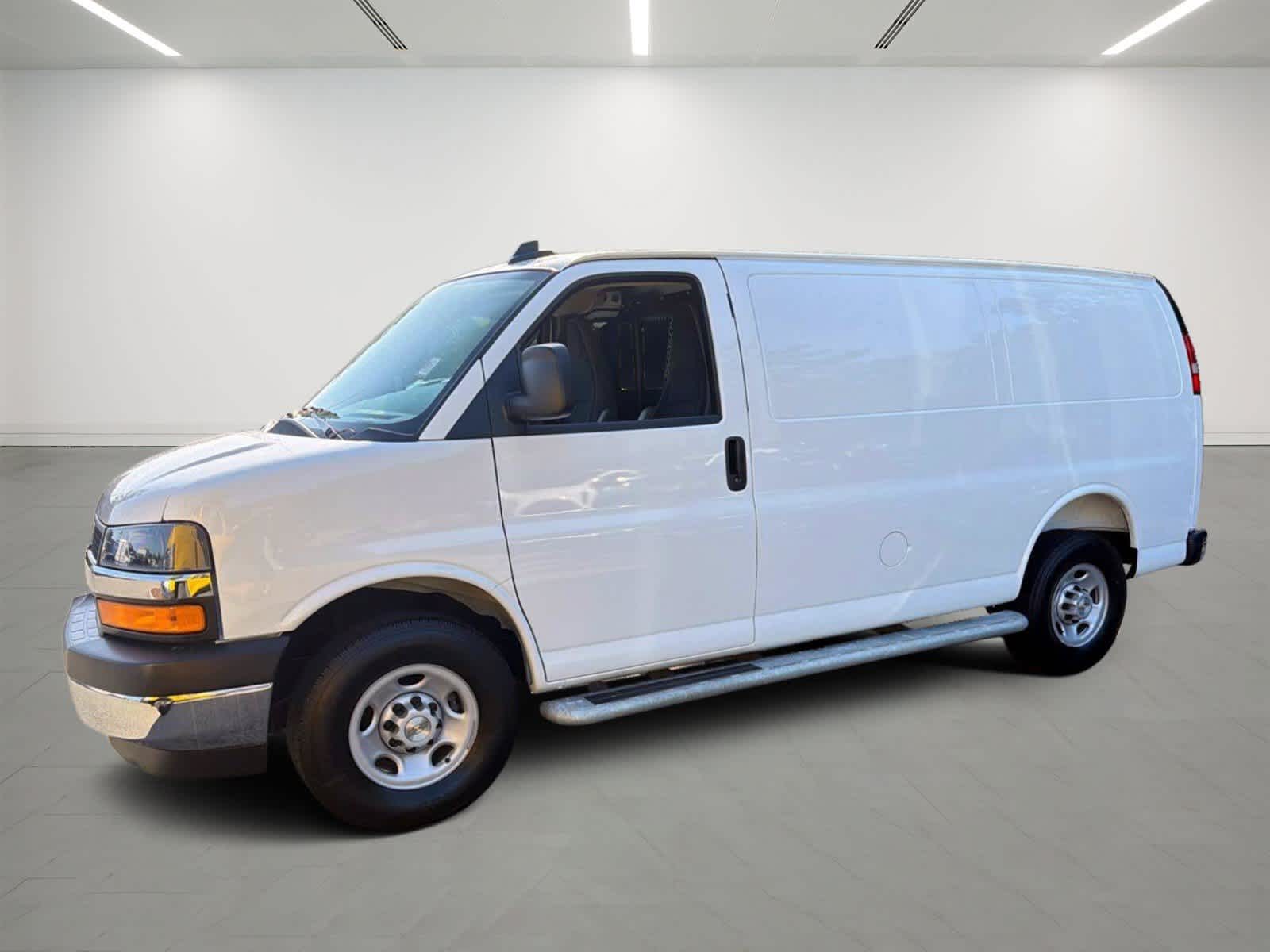 2025 Chevrolet Express Cargo