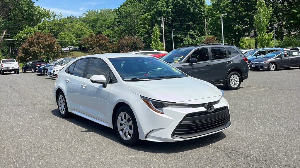 Used 2024 Toyota Corolla LE Sedan