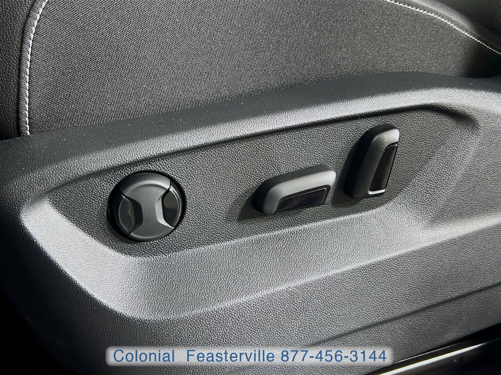 2026 Volkswagen Atlas SE w/Tech - Photo 24